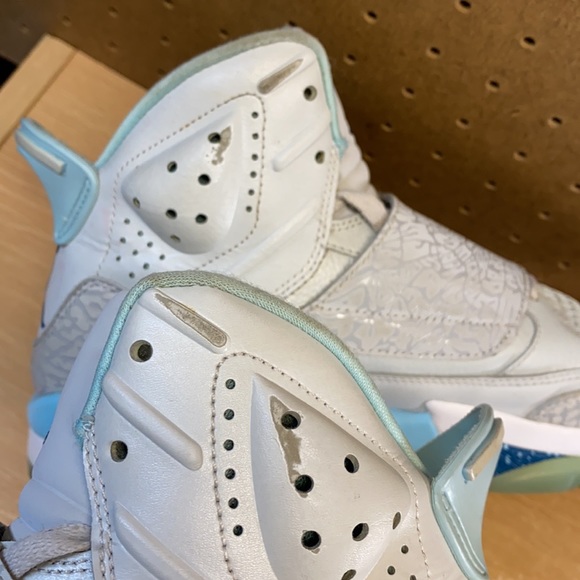 Air Jordan Son of Mars Size 8.5 Women’s Sneakers Pure Platinum 2016 - Picture 7 of 16